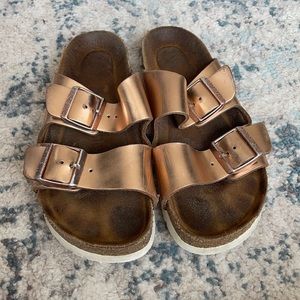 Rose gold Birkenstock’s